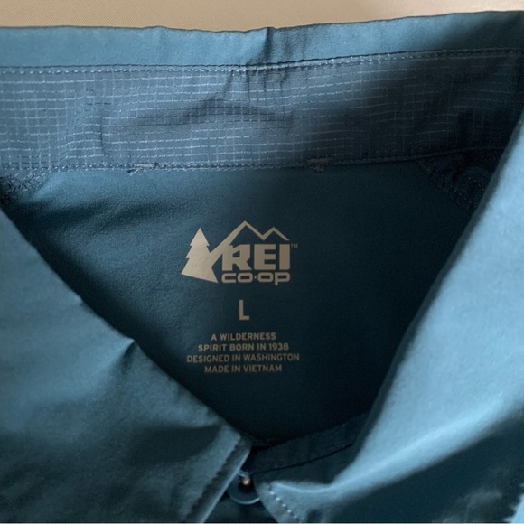 REI Co-op Button Up Shirt Mens L Performance UPF 50 Lightweight Hiking Outdoor - Picture 9 of 14